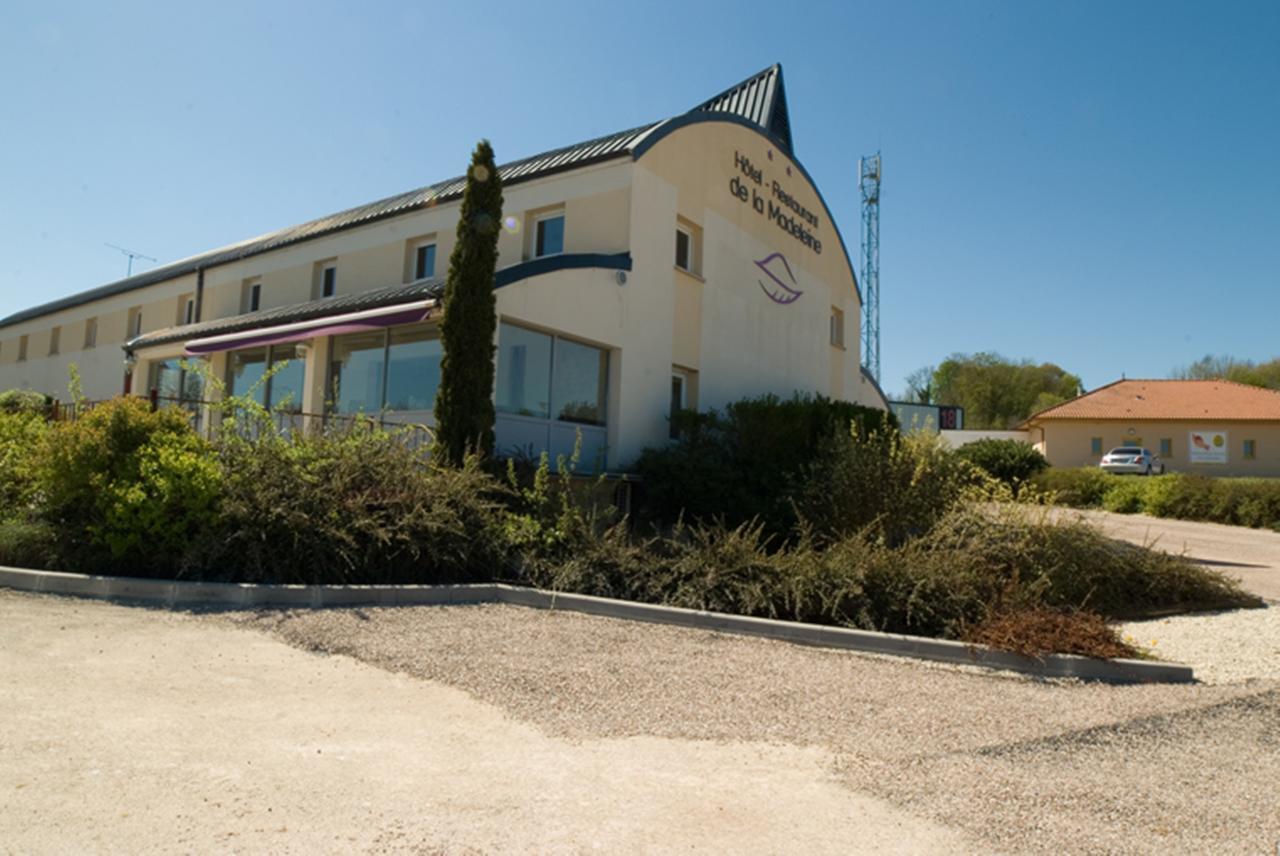 Logis Hotel Restaurant De La Madeleine Commercy Kültér fotó